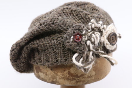 Hats and Dreams wolmix knitted alpino Taupe Beige
