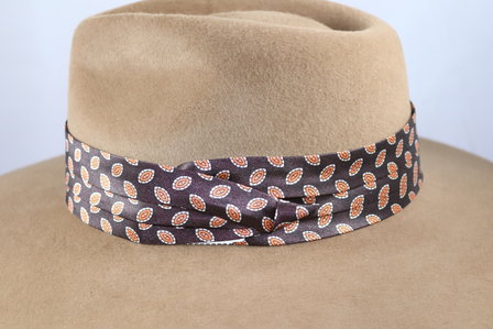 jos van dijck kant en klaar plisse hoedenband satijn bruin en oranje dessin