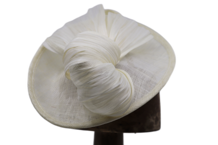 maddox small occasion disc oval knot sinamay ivory
