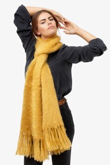 babymoh knitted sjaal snuggle mustard