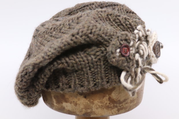 Hats and Dreams wolmix knitted alpino Taupe Beige