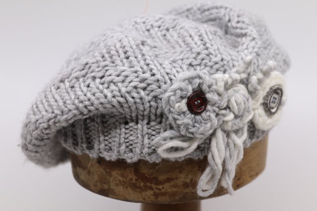 Hats and Dreams baret wolmix knitted Grijs