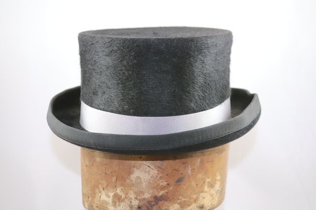 Juuls by Baldini Dressuur hoed zwart contrast