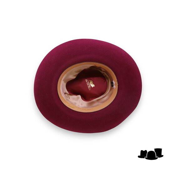 jos van dijck fedora quest haarvilt bordeaux