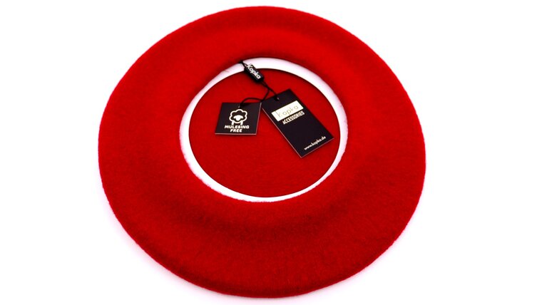 kopka alpino wolvilt cherry rood