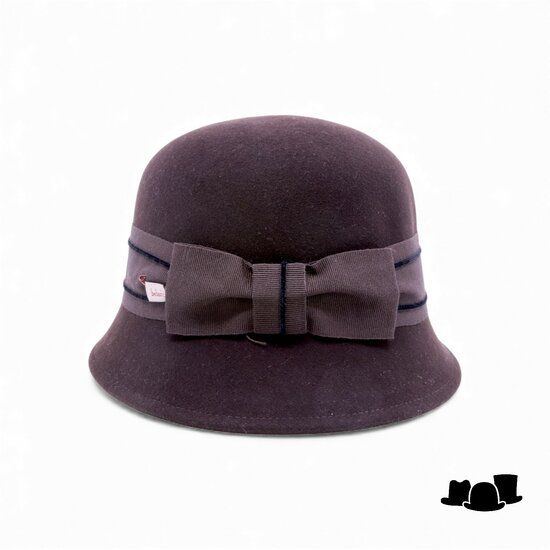 bedacht pot hoed lint met strik damrod bruin