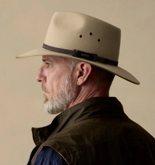 akubra tablelands sand