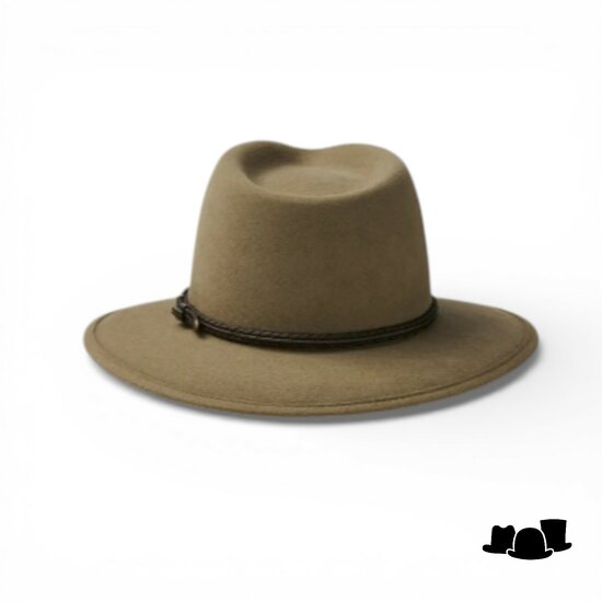 akubra traveller bran