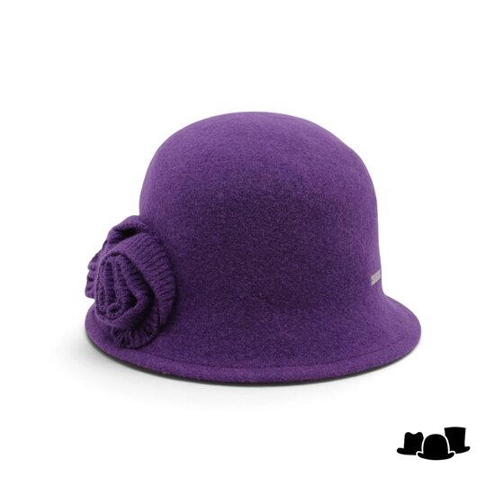 seeberger cloche wool knitted flower garnet