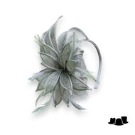 seeberger haarversiering diadeem becky sinamay en veren pine green