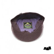 portaluri ivy pet sixpanel bruine spikkel met contrast klep