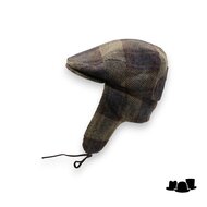 city sport engelse pet 9 met oorklep british tweed ruit beige groen