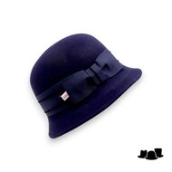 bedacht pot hoed lint met strik damrod blauw