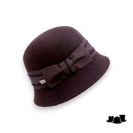 bedacht pot hoed lint met strik damrod bruin