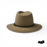 akubra traveller bran