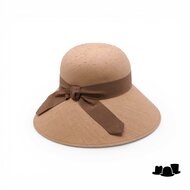 jos van dijck brede rand hoed viola cellulose camel