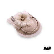 maddox fascinator 179 dopje  sinamay buntal crine champagne