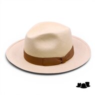jos van dijck by tesi fedora pico quito panama naturel nocciola