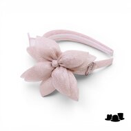 bedacht fascinator leeds bloem sinamay perzik roze