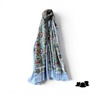 onkar zomer sjaal en pareo indira botanical dessin green and blue
