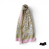 onkar zomer sjaal en pareo meera botanical dessin green and blush