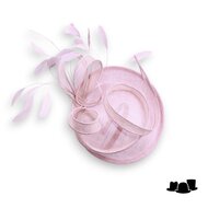 eigen atelier bespoke fascinator disc isilia zacht roze