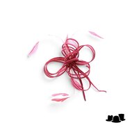 eigen atelier bespoke haarversiering loredana sinamay veren coral