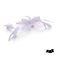 eigen atelier bespoke haarversiering jessica sinamay veren voile wit