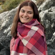 mcnutt of donegal irish wool scarf wildberry plaid