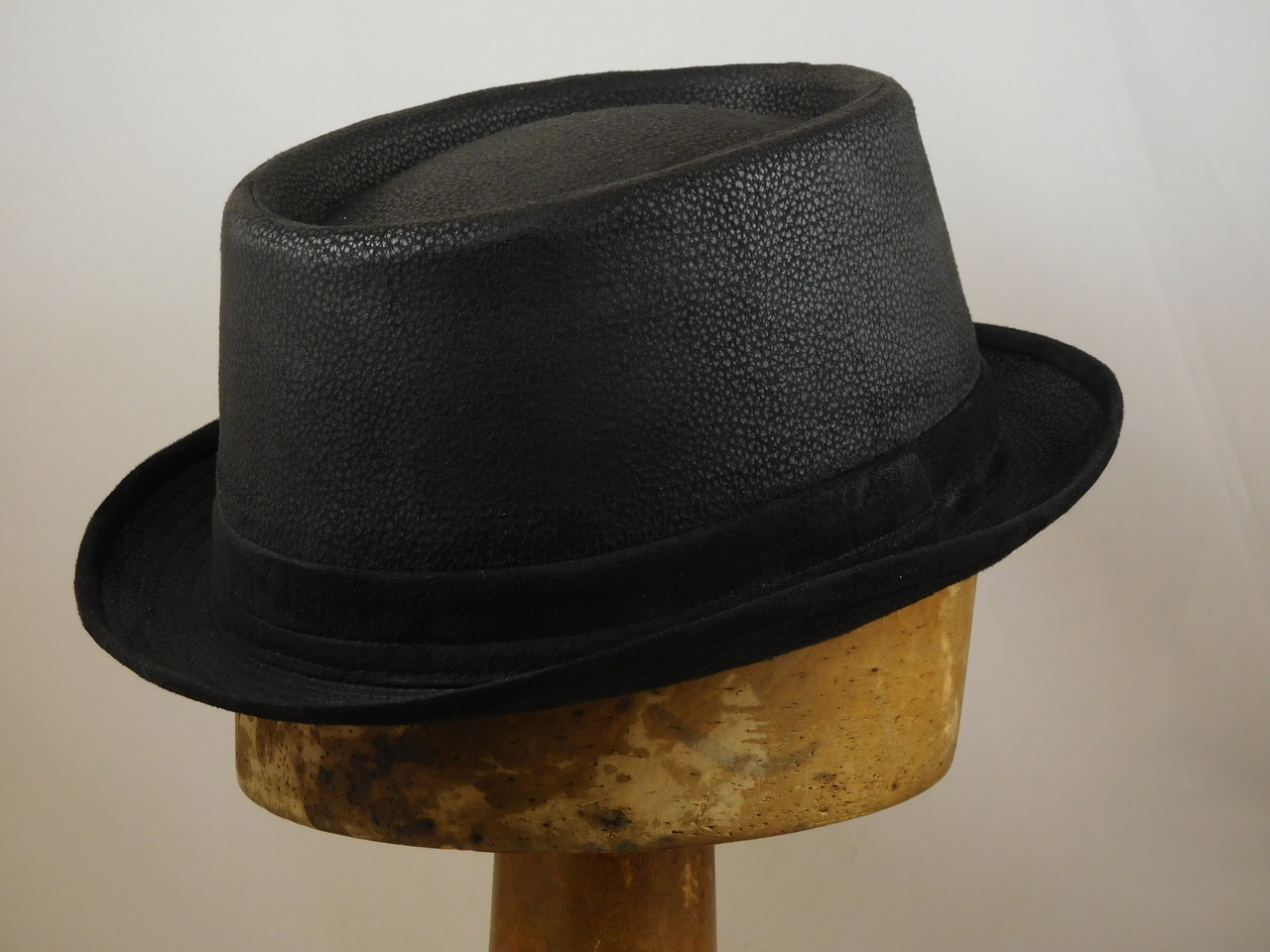 Pork pie Wol imitaite leder Zwart | Hoedenzaak Jos van Dijck -  Hoedenonline.nl