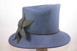 Favorite Gelegenheidshoed Navy Black Flower