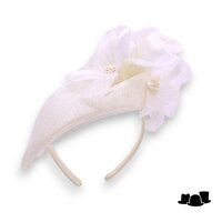 maddox fascinator 168 dopje met bloemen sinamay en buntal ivory