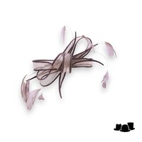 eigen atelier haarversiering fascinator taupe