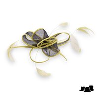 eigen atelier bespoke haarversiering  lussen en veren zwart en geel