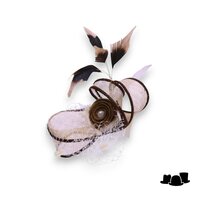 eigen atelier bespoke haarversiering desert rose brown and beige