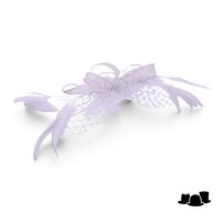 eigen atelier bespoke haarversiering jessica sinamay veren voile wit